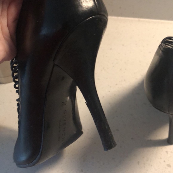 MOVING SALE: EUC Givenchy heels size 36 - Picture 5 of 11